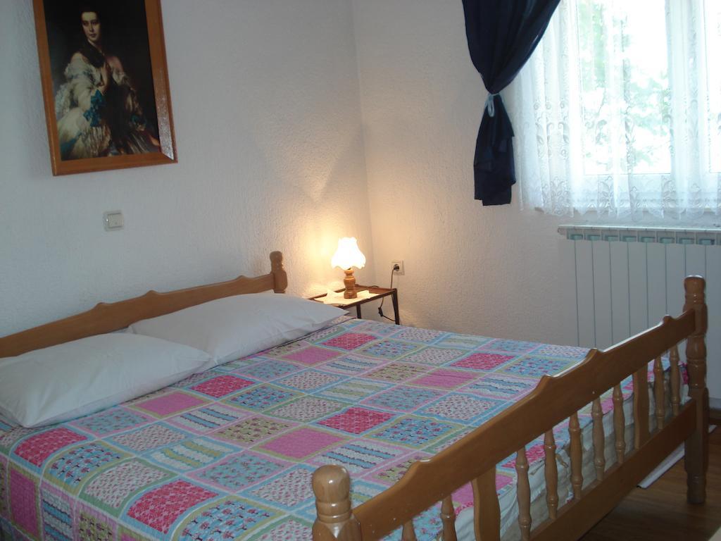 Apartment Blaza Senj  Room photo
